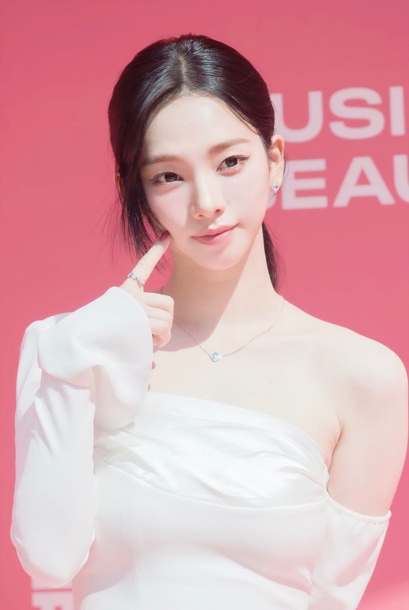 오늘의 카리나