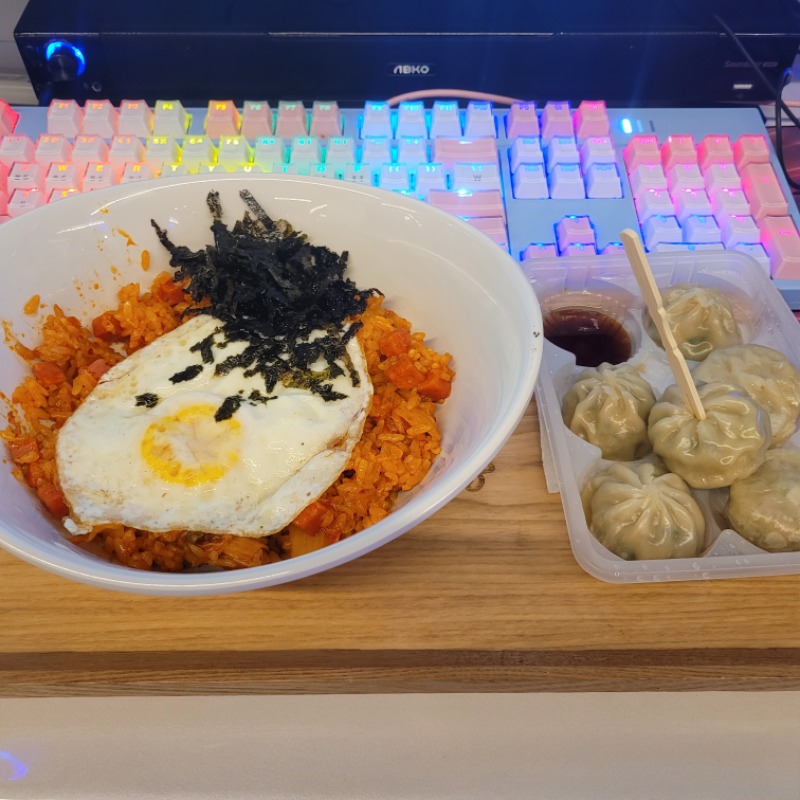 간단하게 피시방에서 끼니를~