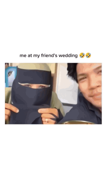 친한 친구 결혼식에서 장난치기