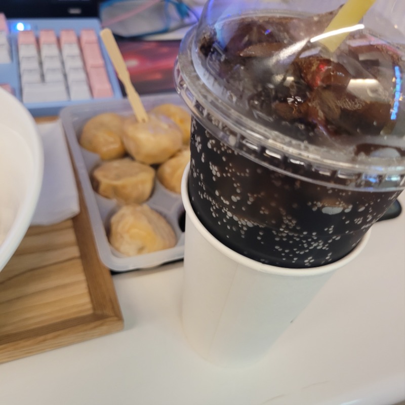 오늘점심은 피시방 2만원한상~