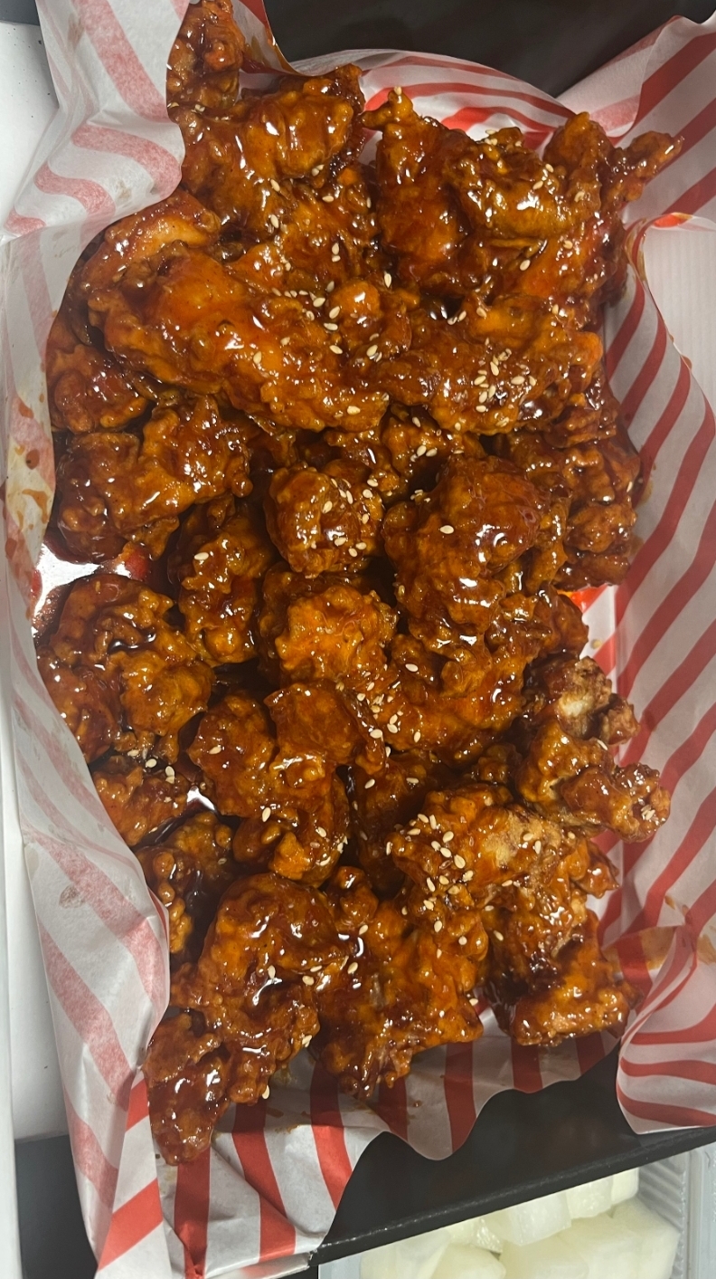 야식은 닭강정으루 ㅋ