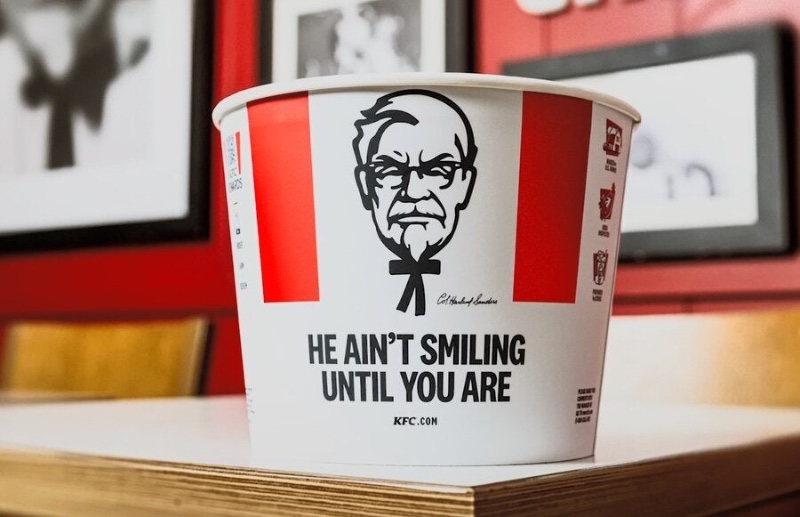 KFC 70년만에 할아버지 변경