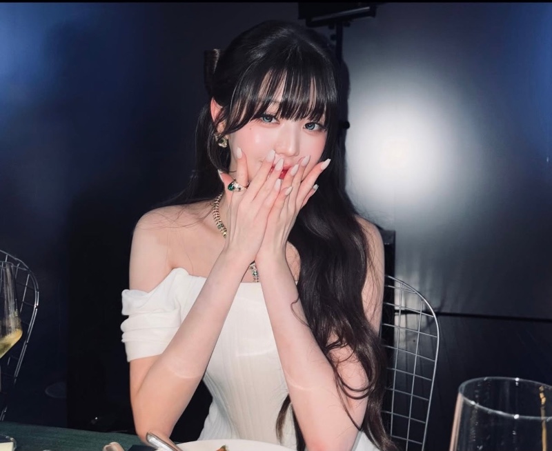 장원영 in 토쿄