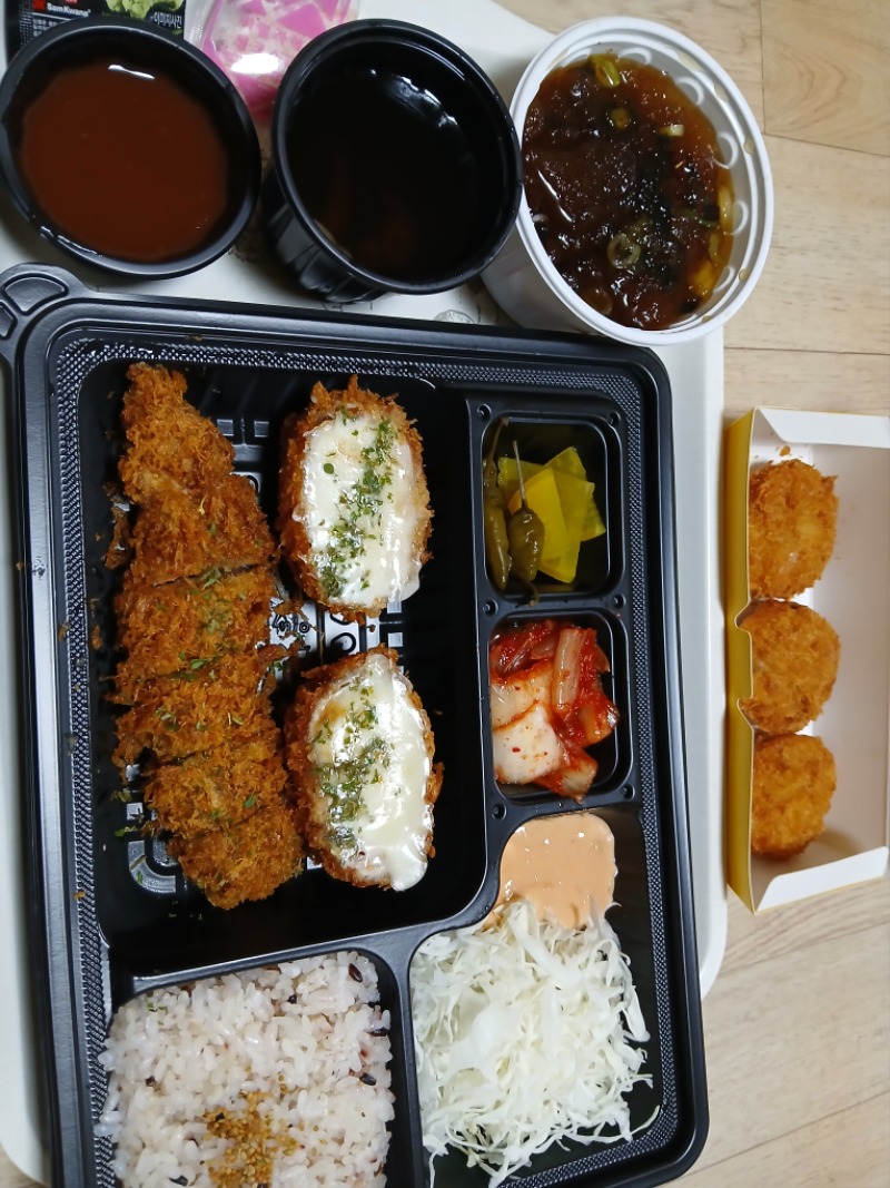 밥먹자요^^-