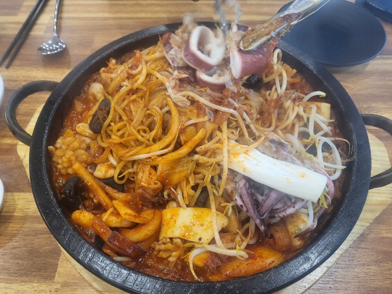 돌판 오징어 짬뽕ㅋㅋ