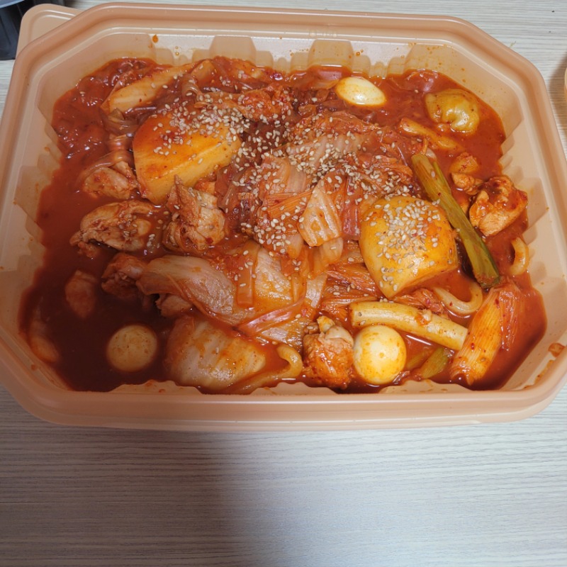 오늘의 식사는 아주 밥도둑으로~!!
