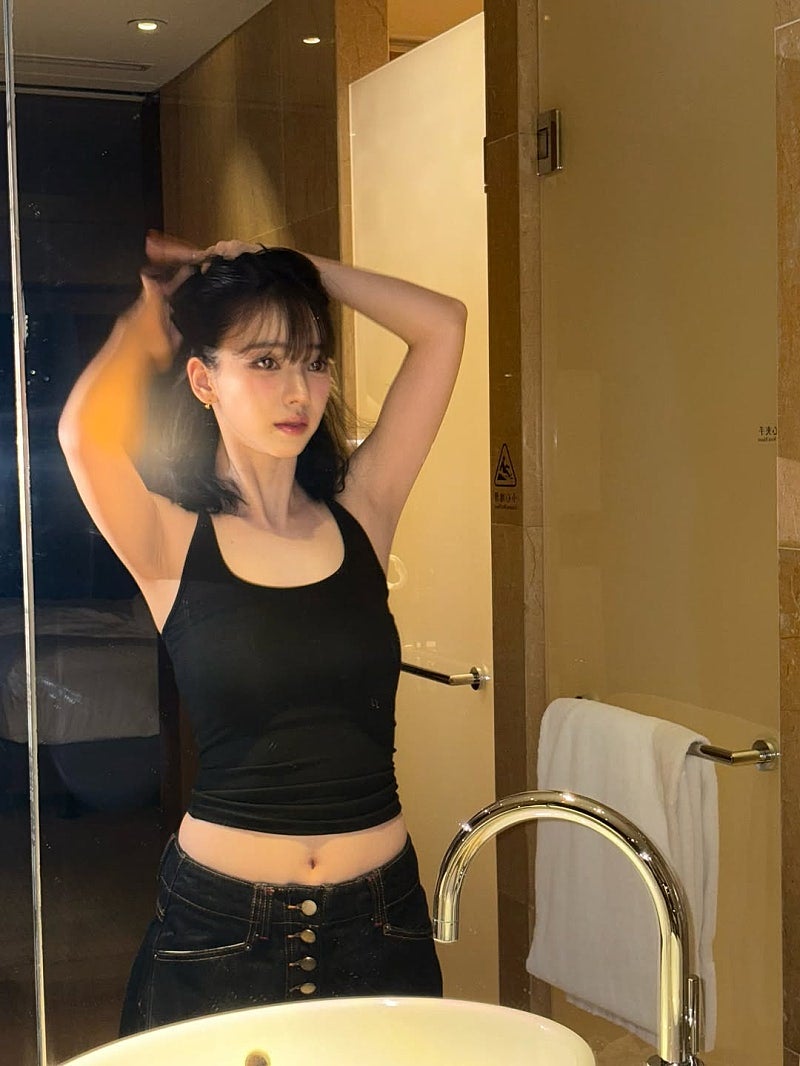 카리나 민소매:
