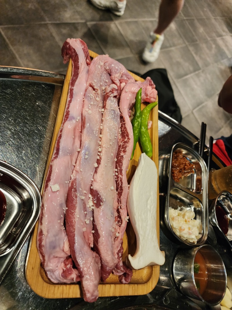 사자때문에 꼬기먹으러옴