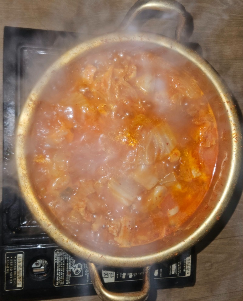 늦은 저녁 준비중,.