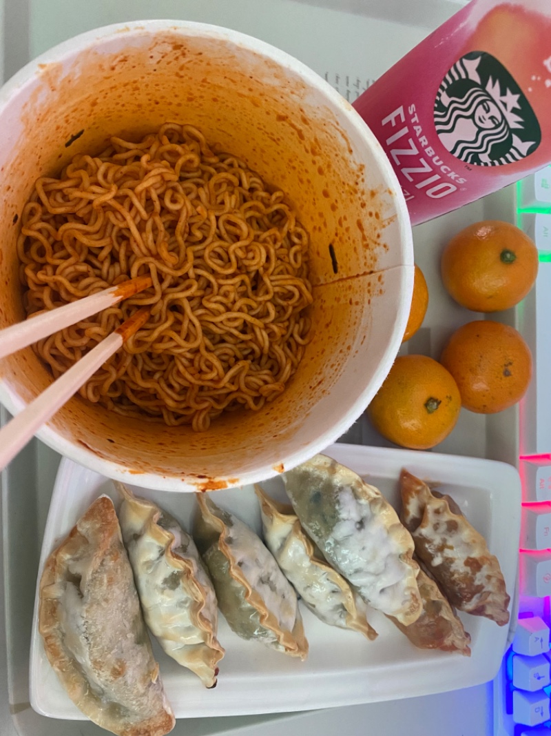 점심 간단하게?