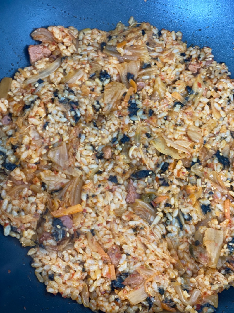 결국 저녁 차렸네