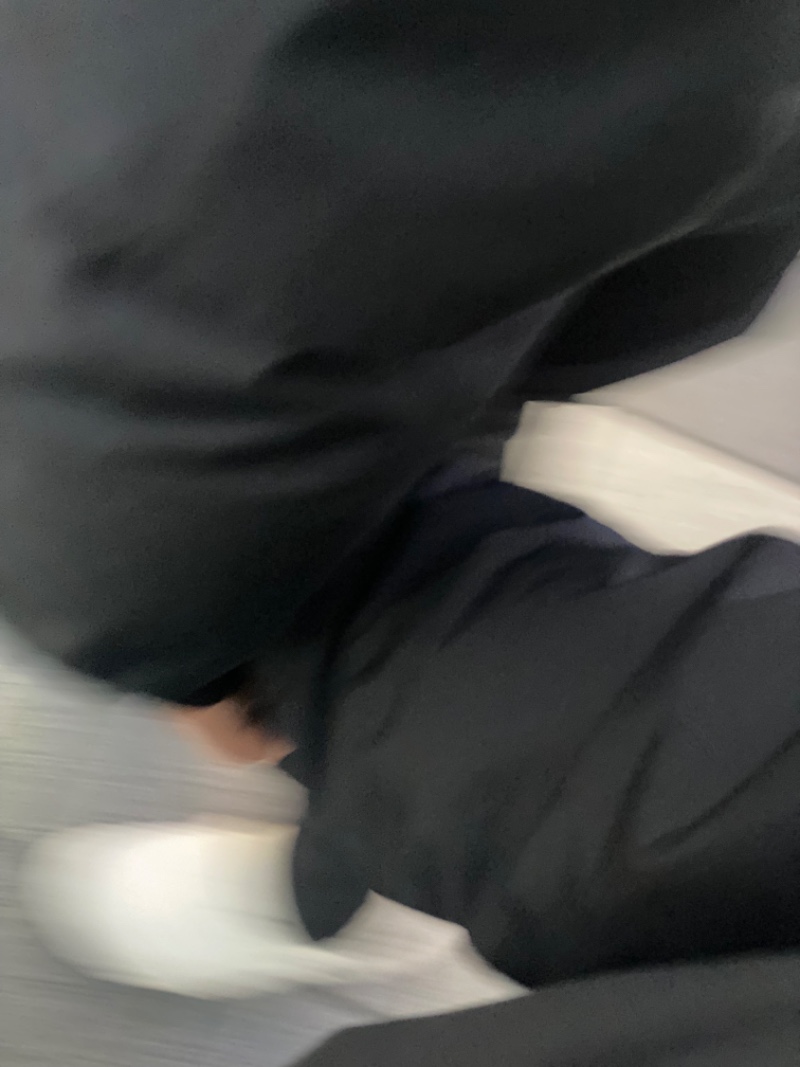 싸울거면서 왜 잡아주는데