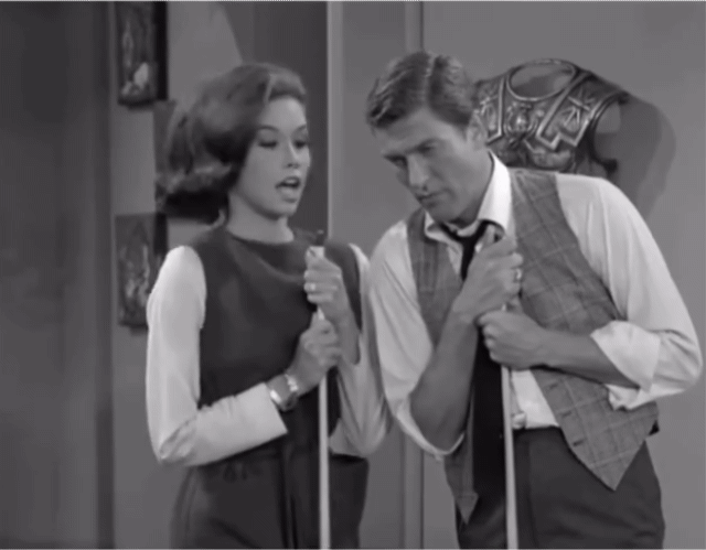 촬영중 당구 인생샷 쳐버린 여배우