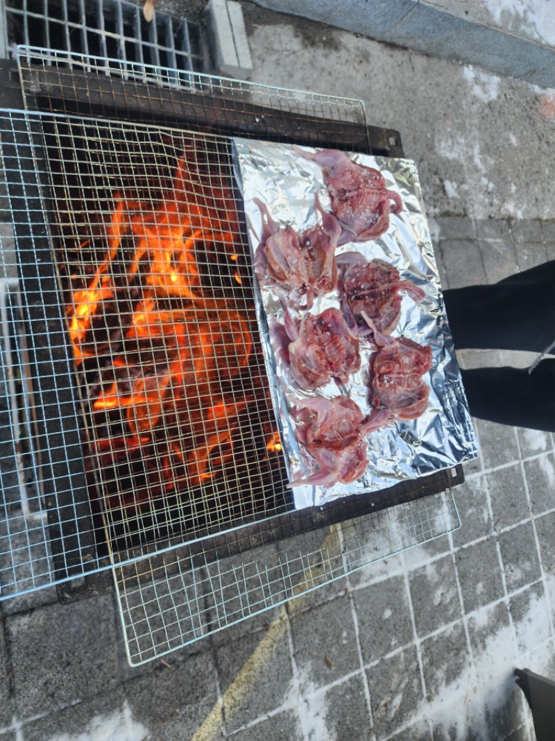 첨먹어보는 메추리