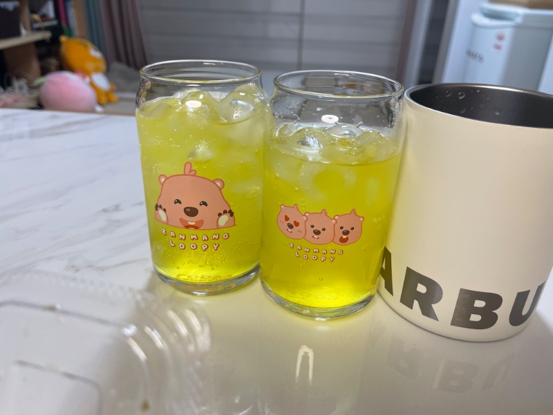 그분집에서 지금 쪽갈비 수제비 김치멸치볶음밥 ㅋ