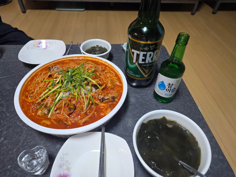 오늘도 반주한잔 하자~~~