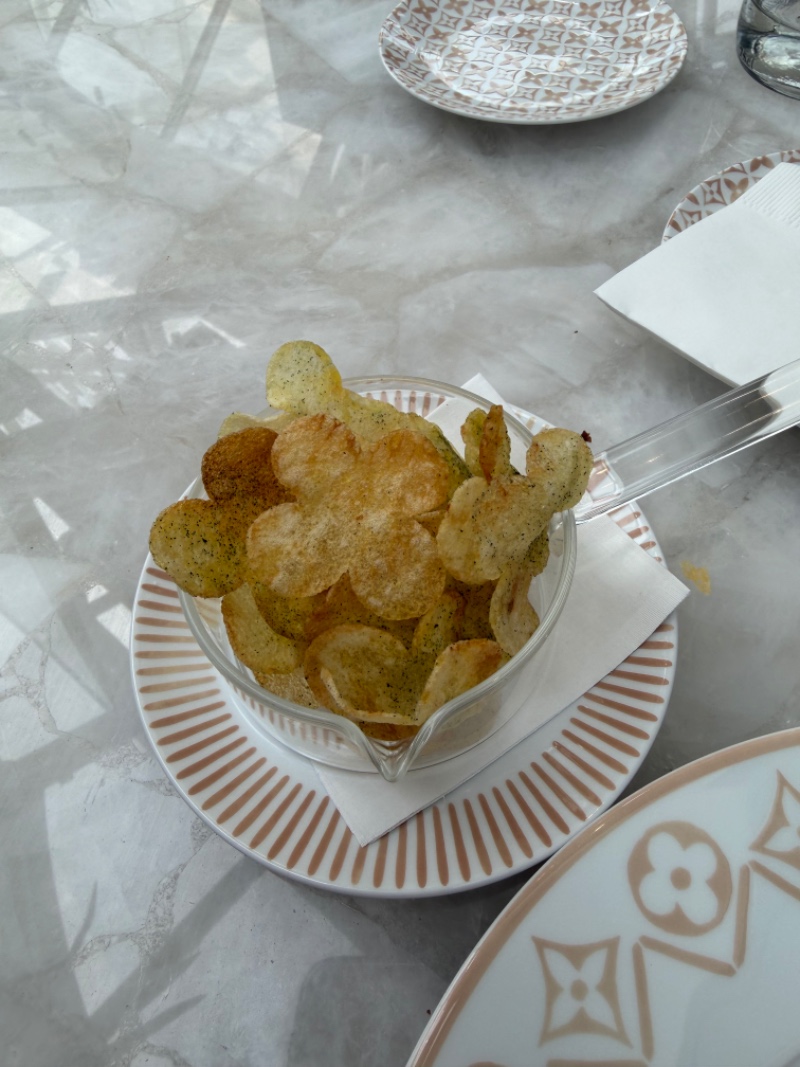 루이비통 카페 ㅎ