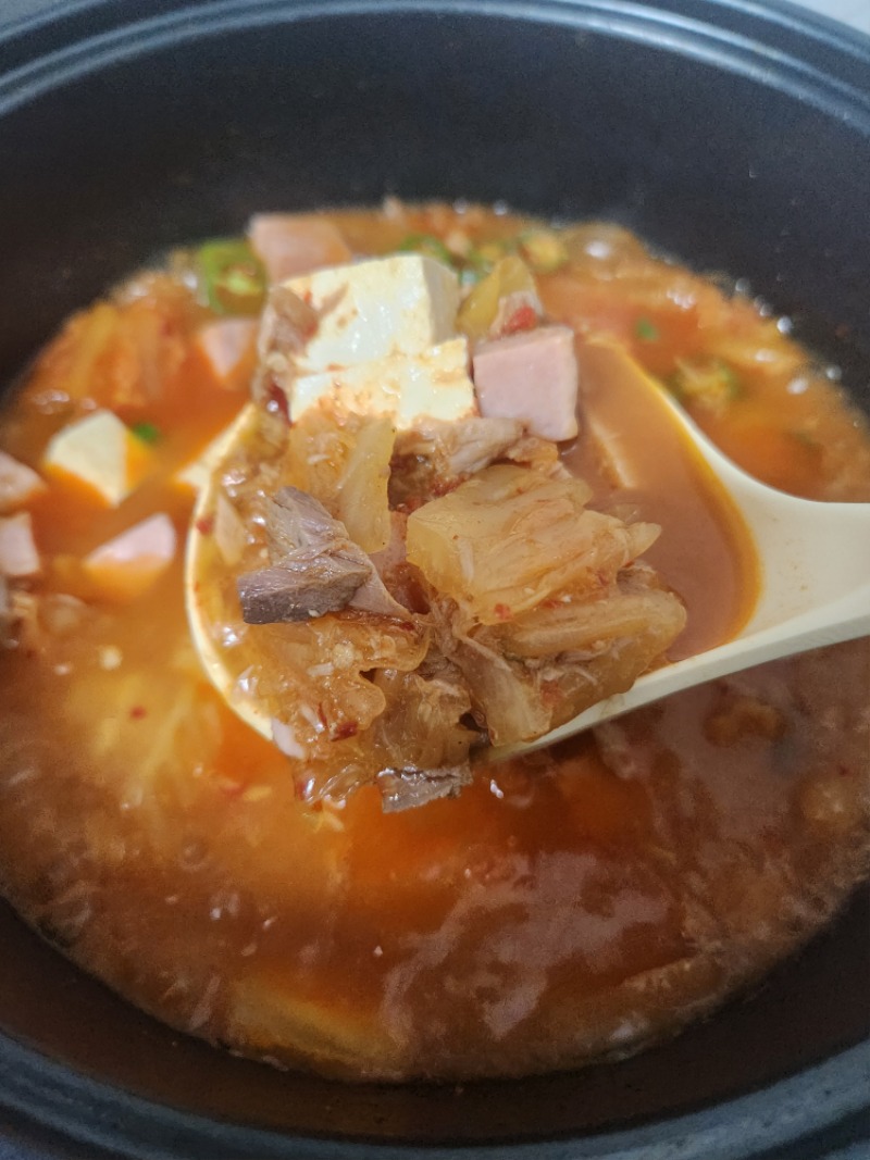 오늘이 가기전 몽맥이표 밥상 요랬는데 요래됐습니다