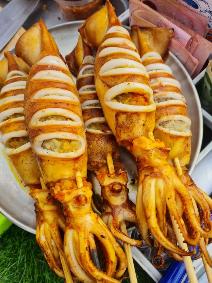 주말 늦은 저메추~~  우리 돈이랑 랑이형 맛나게 얌얌. 럭포도 가시즁~