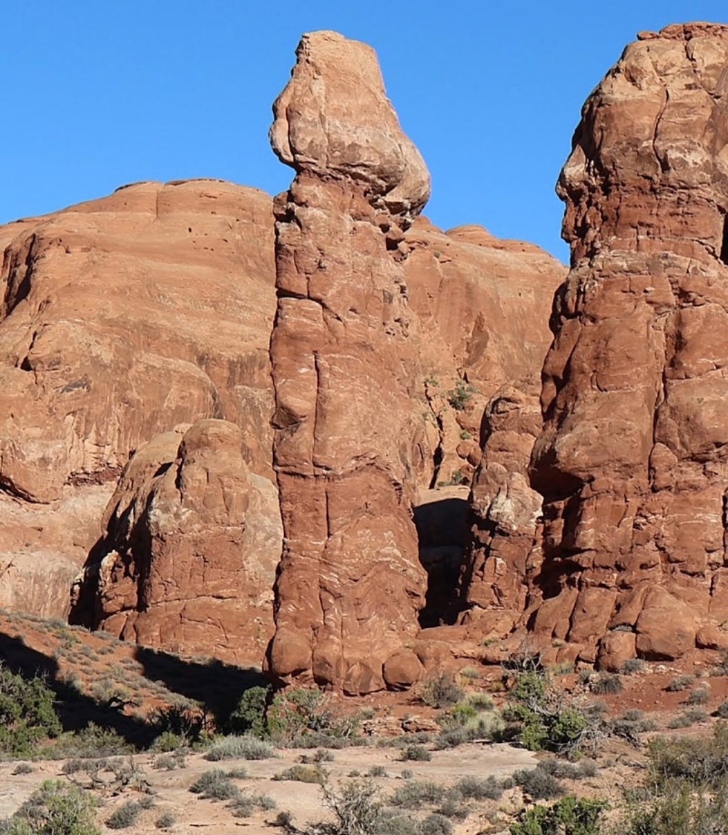 특이형태 기둥바위