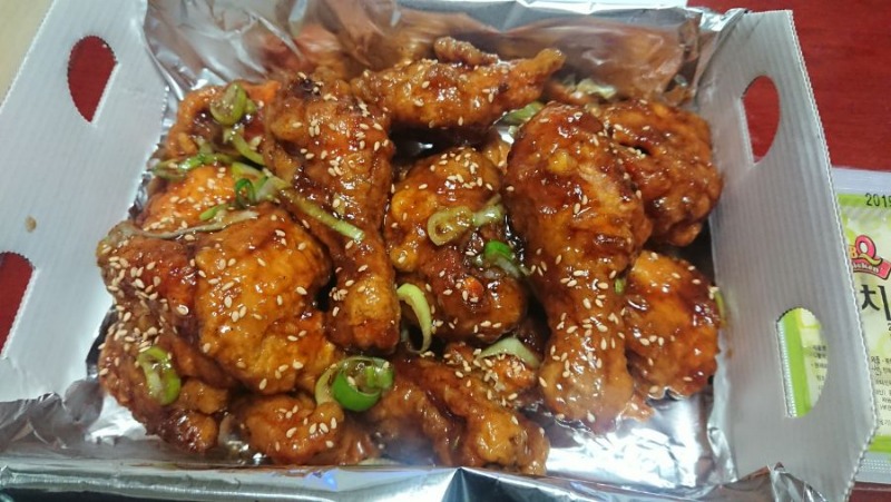 오늘 미형 피자 치킨