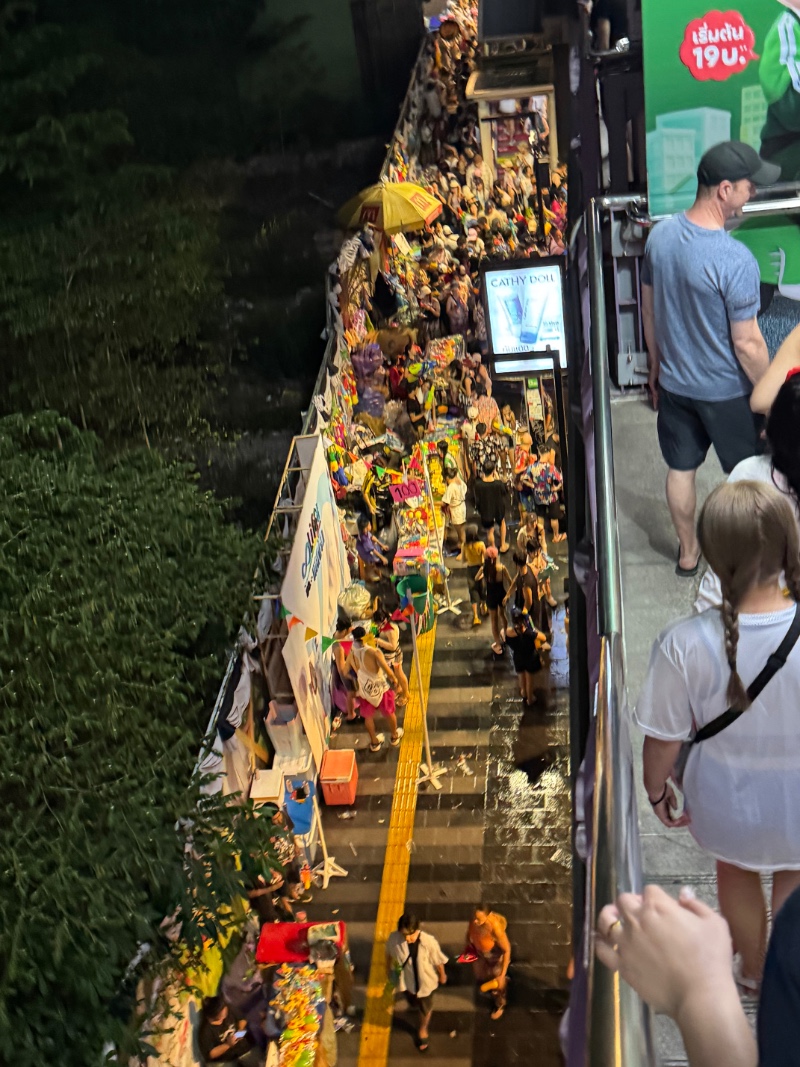 사자야 송크란 구경해봥