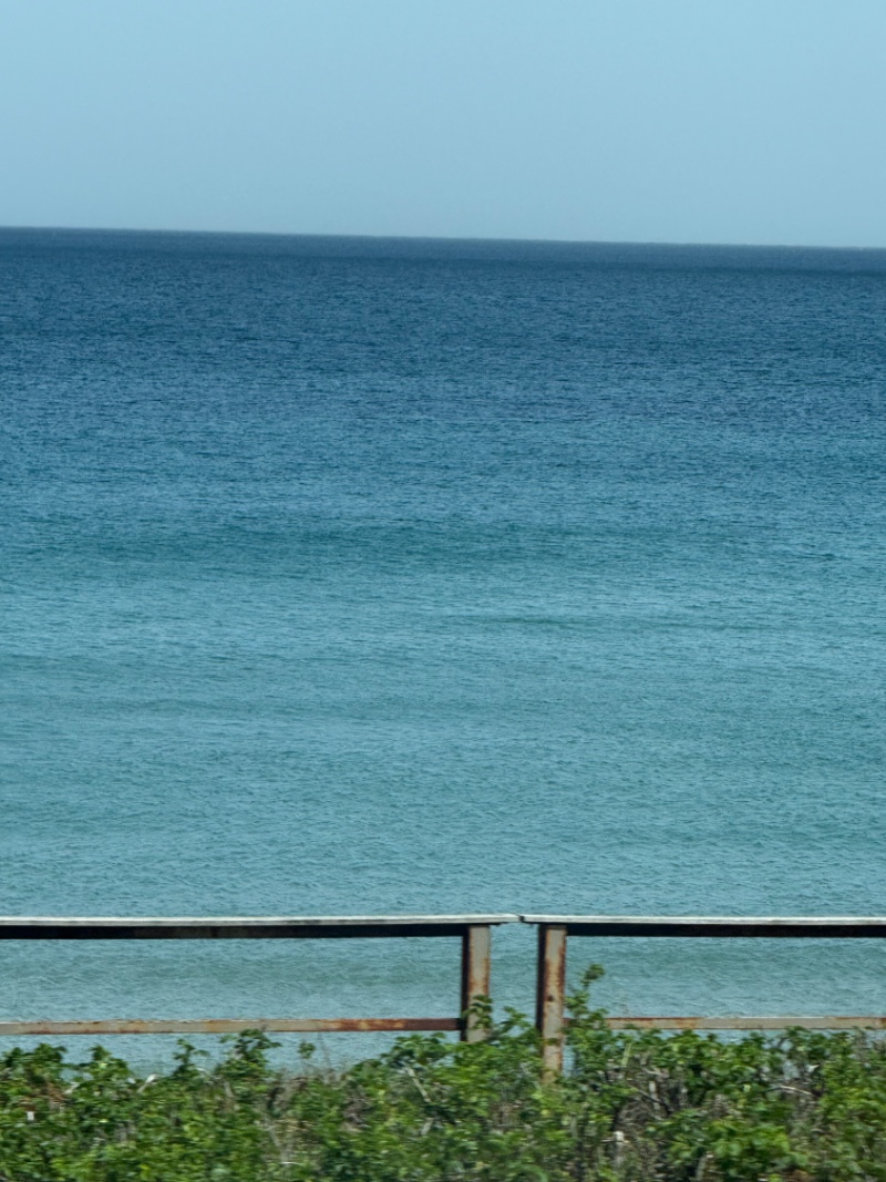 바다가 잔잔하니 이뿌네~~