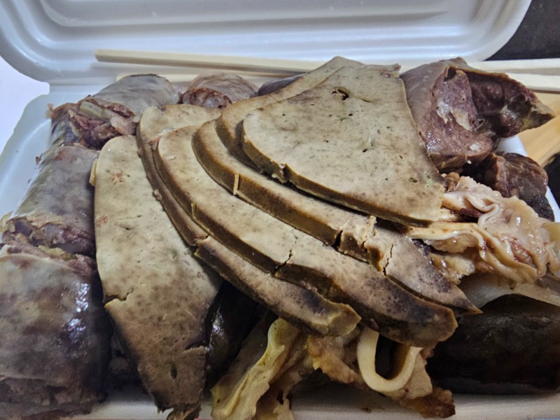 미형보면서~  순대 냠냠~♡