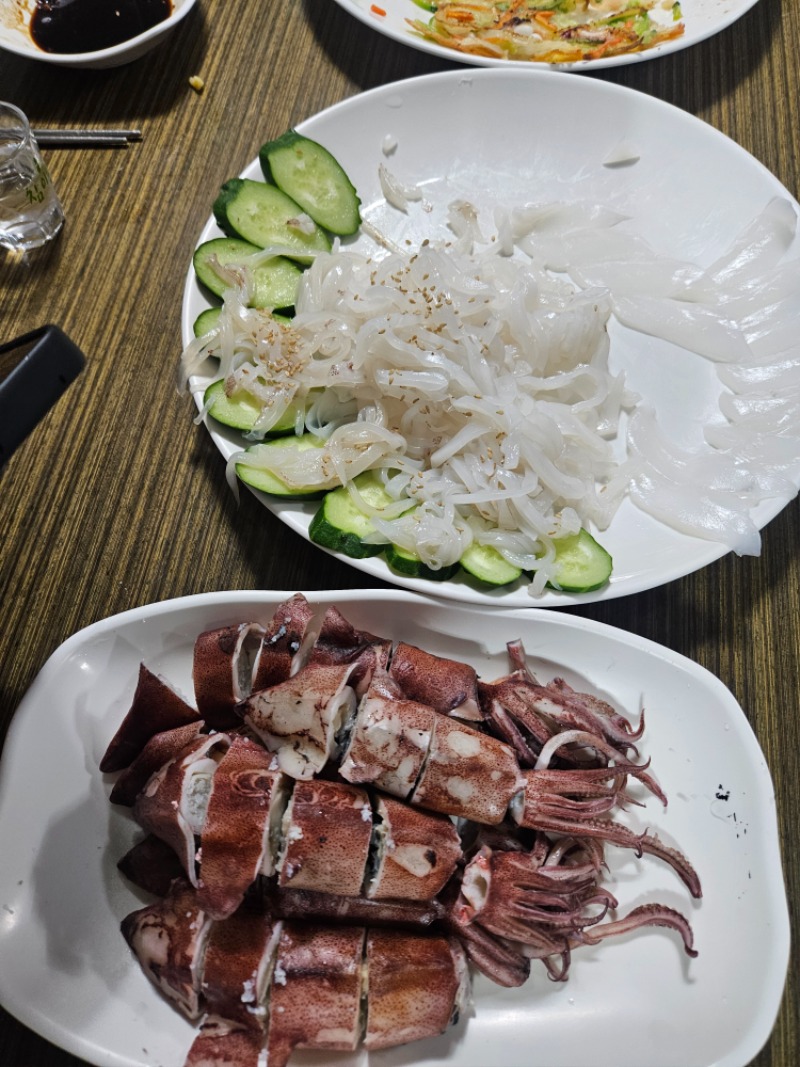 한치  무늬오징어 한상차려써요