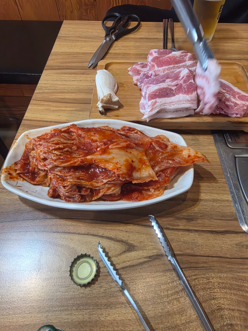 기분도 안좋고 내 영원한 술친구랑 낮술을 조진다