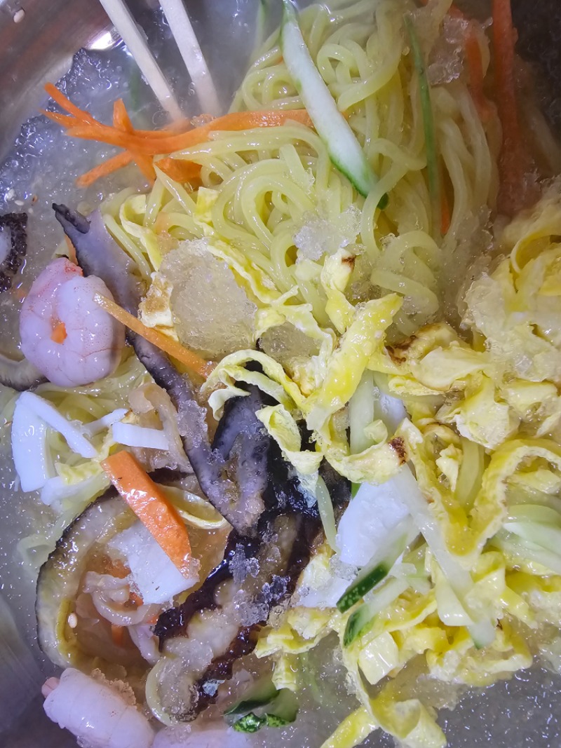 맛점하세용~  중국냉면~  냠냠^^